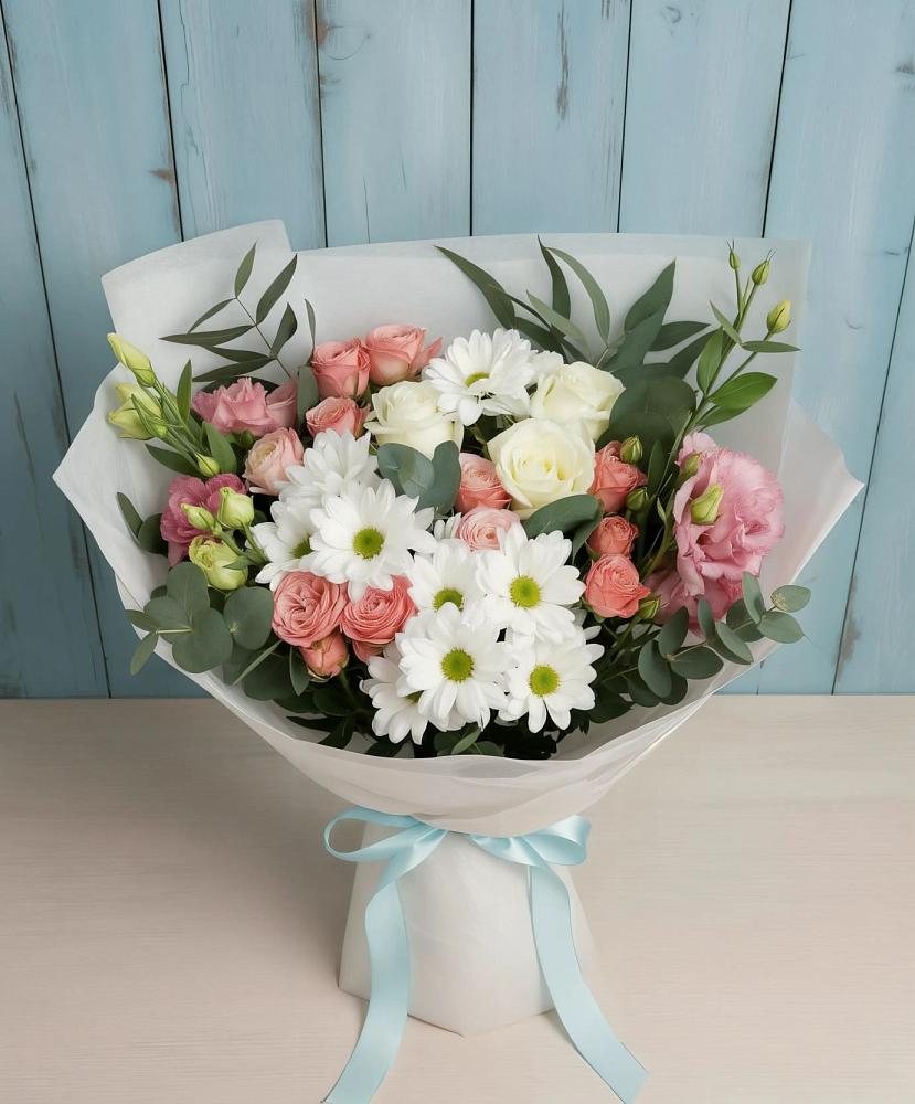 Букет цветов из: Розы, Лизиантусы и Хризантемы в Шкуропатове