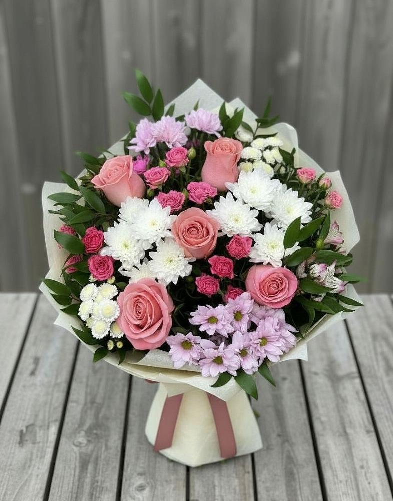 Букет цветов из: Альстромерии, Гвоздики, Розы и Хризантемы в Шкуропатове