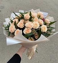 Букет Кремовые розы Латте в Шкуропатове