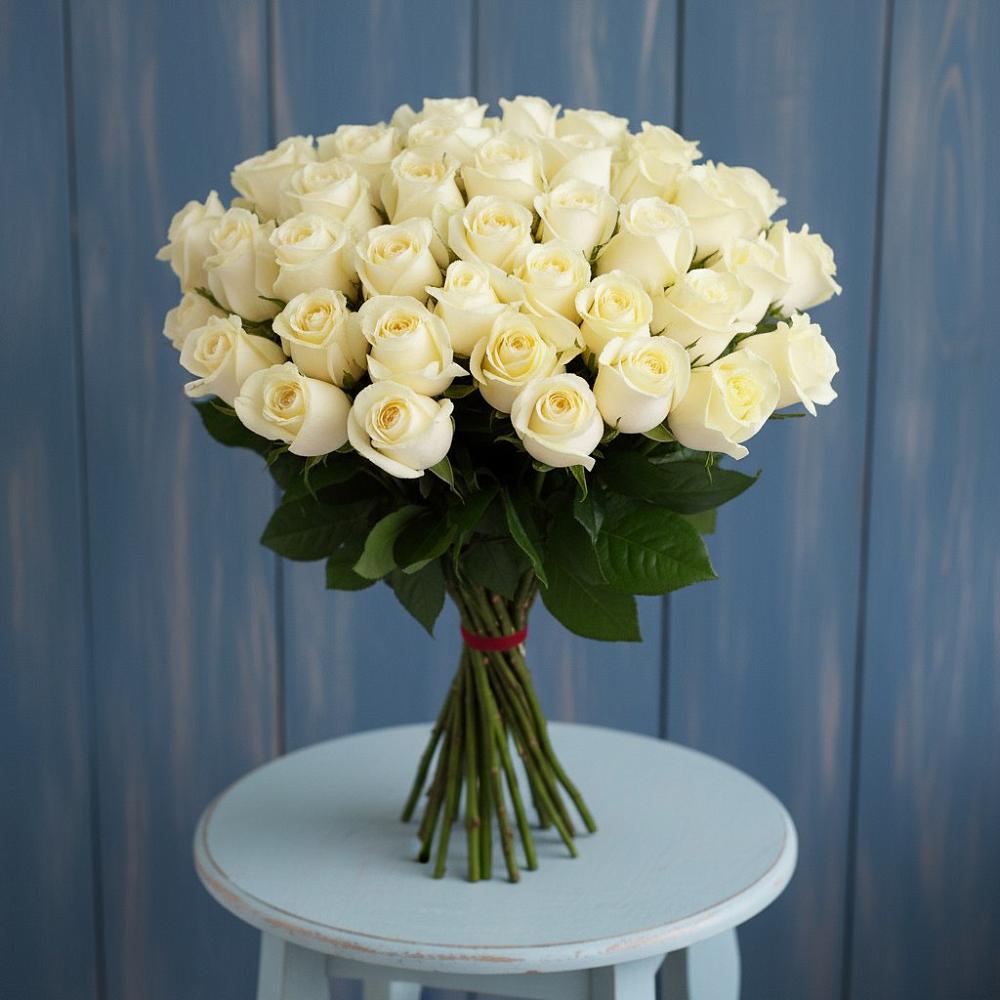 Букет 51 Белая роза Эдлесс Лав в Шкуропатове
