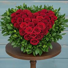 Цветочная композиция из Розы в виде сердца #REPLACE_PRED# Шкуропатове