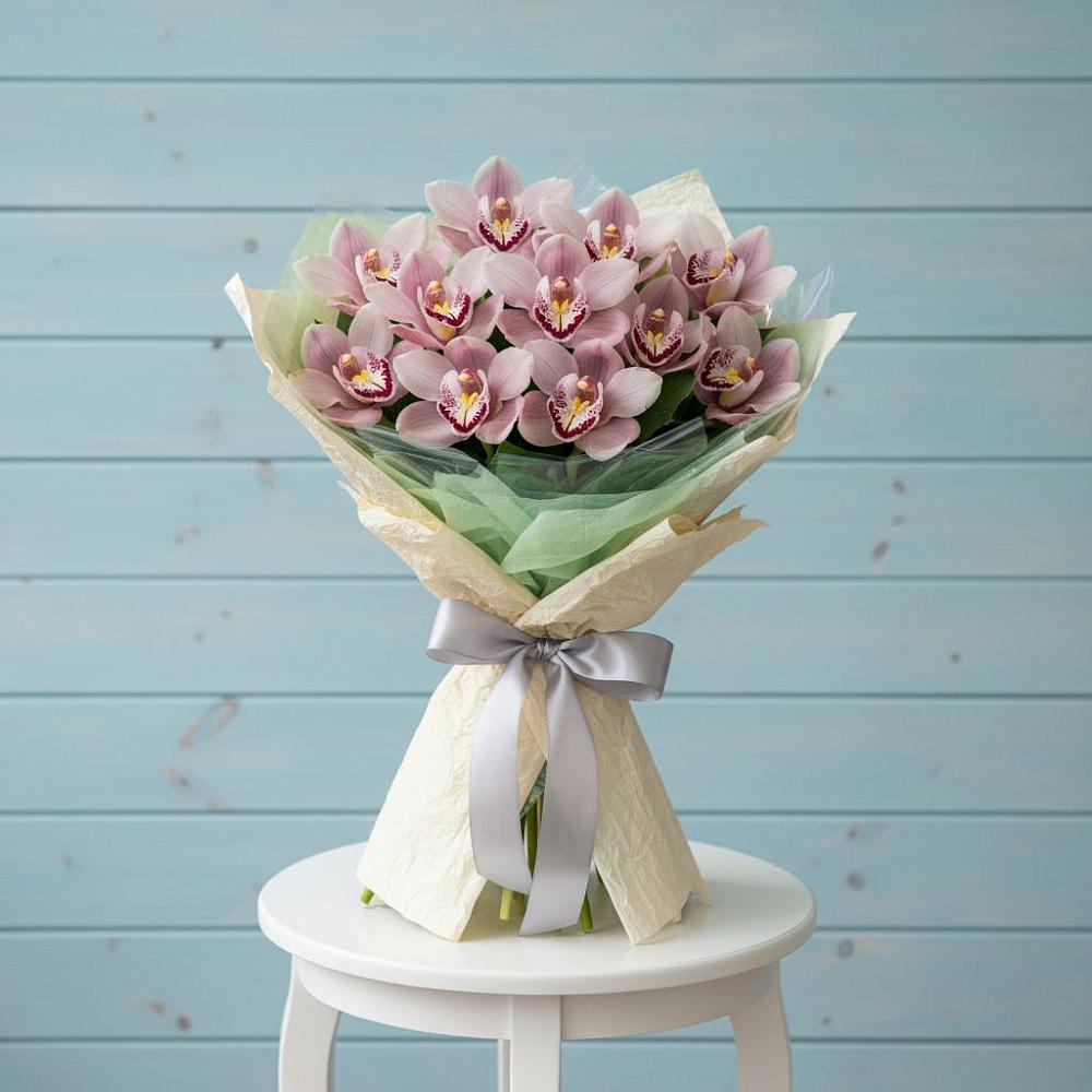 Букет цветов из: Орхидеи и Розы в Шкуропатове