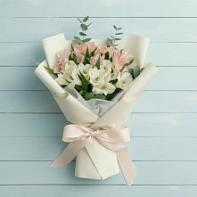 Букет цветов из:  Альстромерии в Шкуропатове