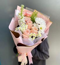 Букет цветов из:  Хризантемы и Розы в Шкуропатове