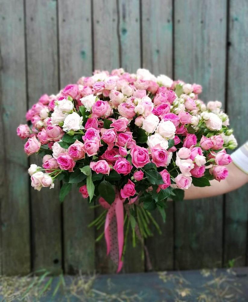 Букет Розовые кустовые розы Натали и Лав Лидия в Шкуропатове