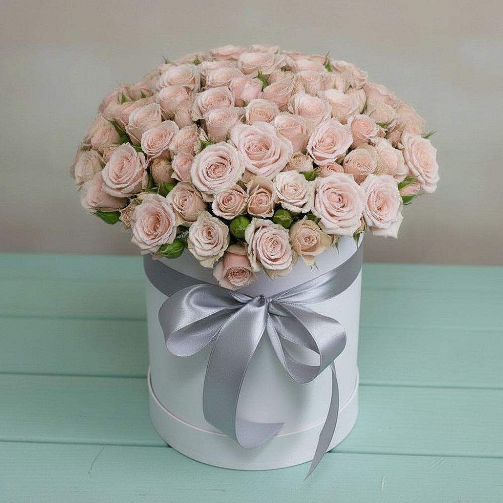 Цветочная композиция из Розы в шляпной коробке в Шкуропатове